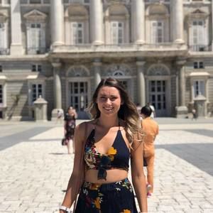 Meet your Posher, Amanda